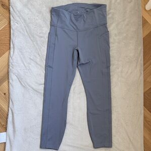 Athleta Ultimate Stash 7/8 Tight